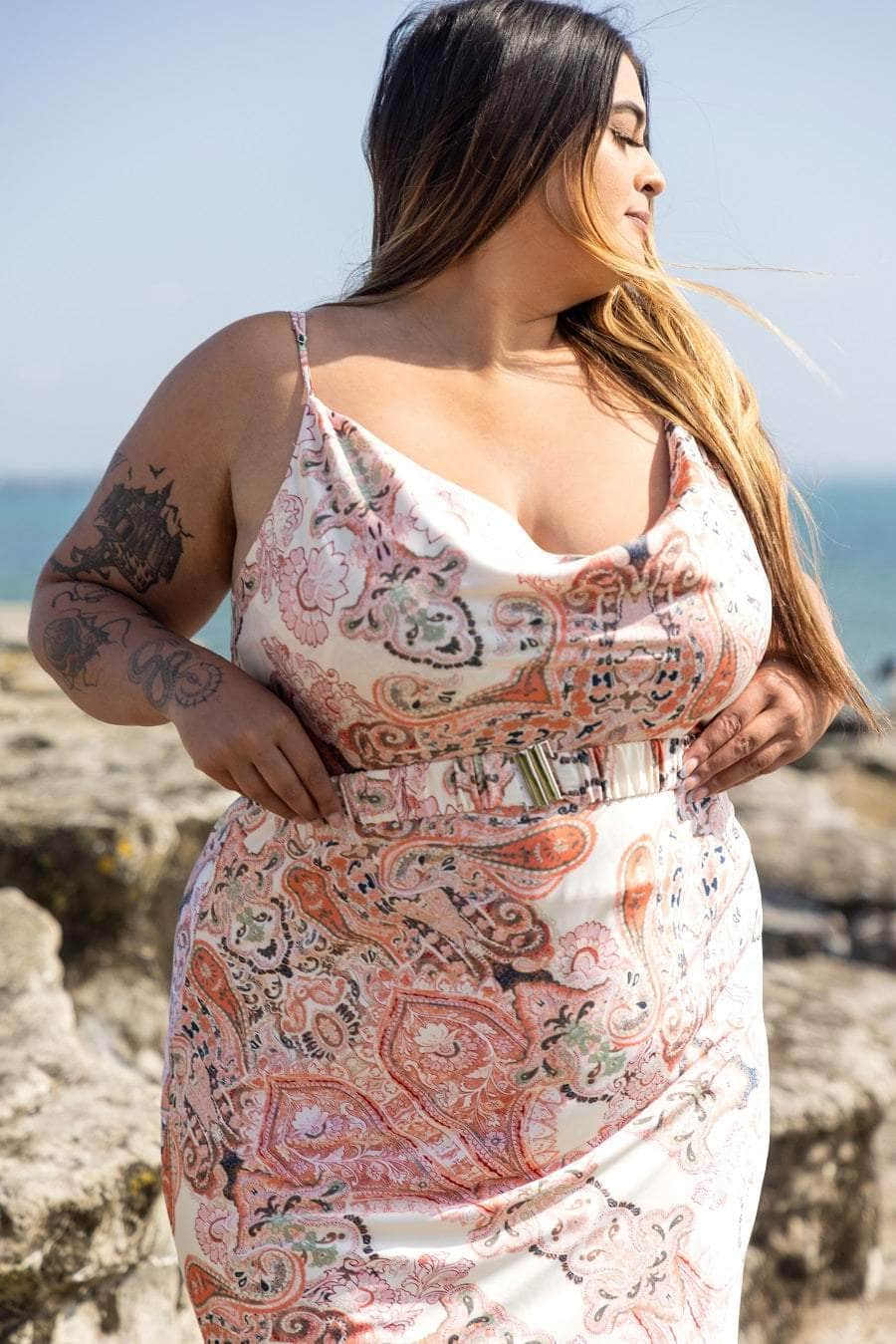 Midi Dress Peach Paisley