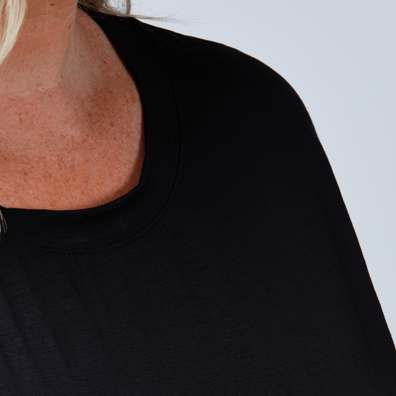 Jasmine Tee Black 6