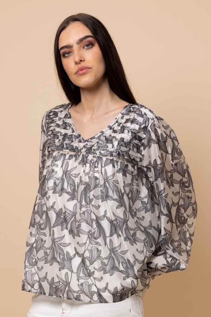 Juliet Blouse Black Floral 2