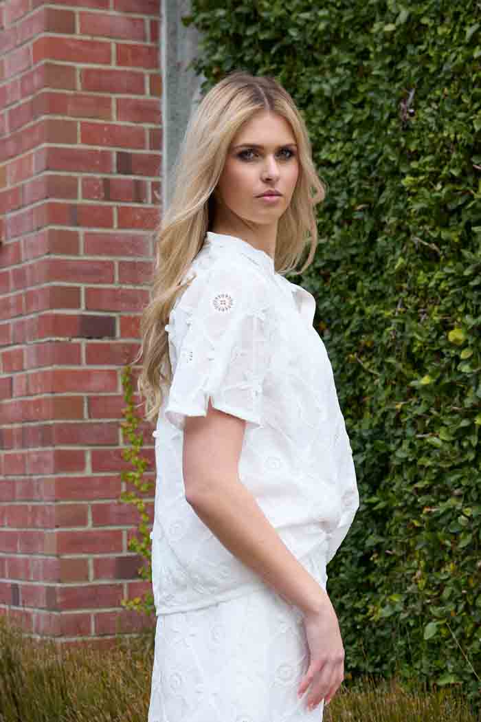 Zula Embroidered Shirt White 2