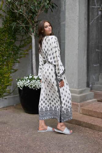 Petra Kimono Cream Black 3