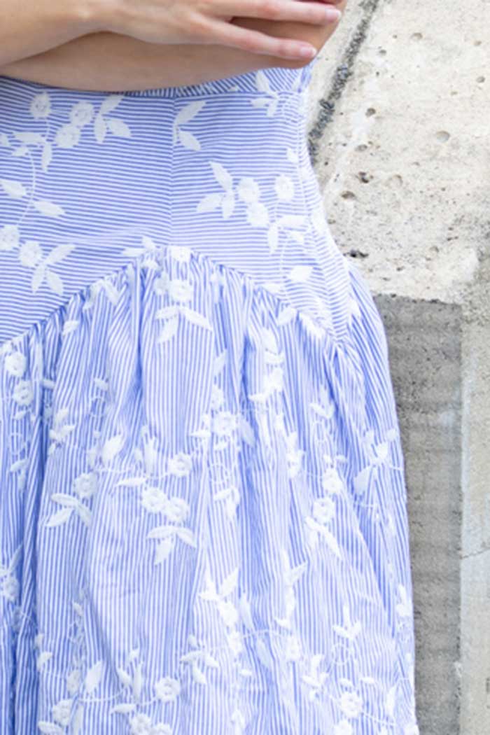 Skylar Midi Dress Embroidered Blue 5