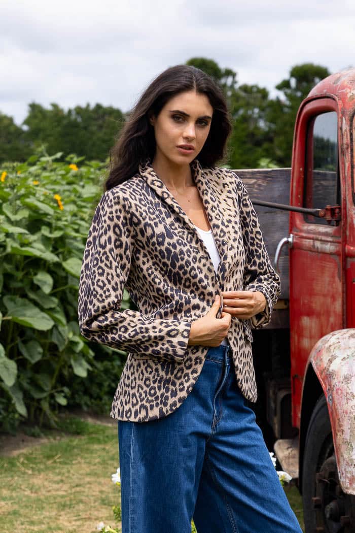 Lucy Blazer Suede Leopard Beige 4