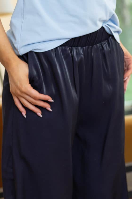 Isla Pant Navy 4