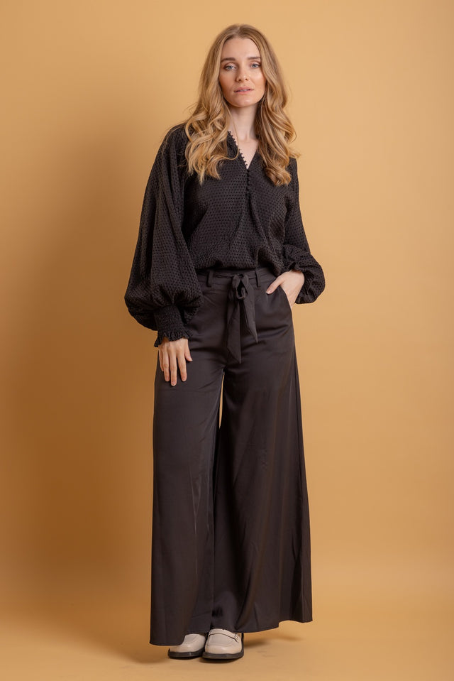 black wide leg pant with tie