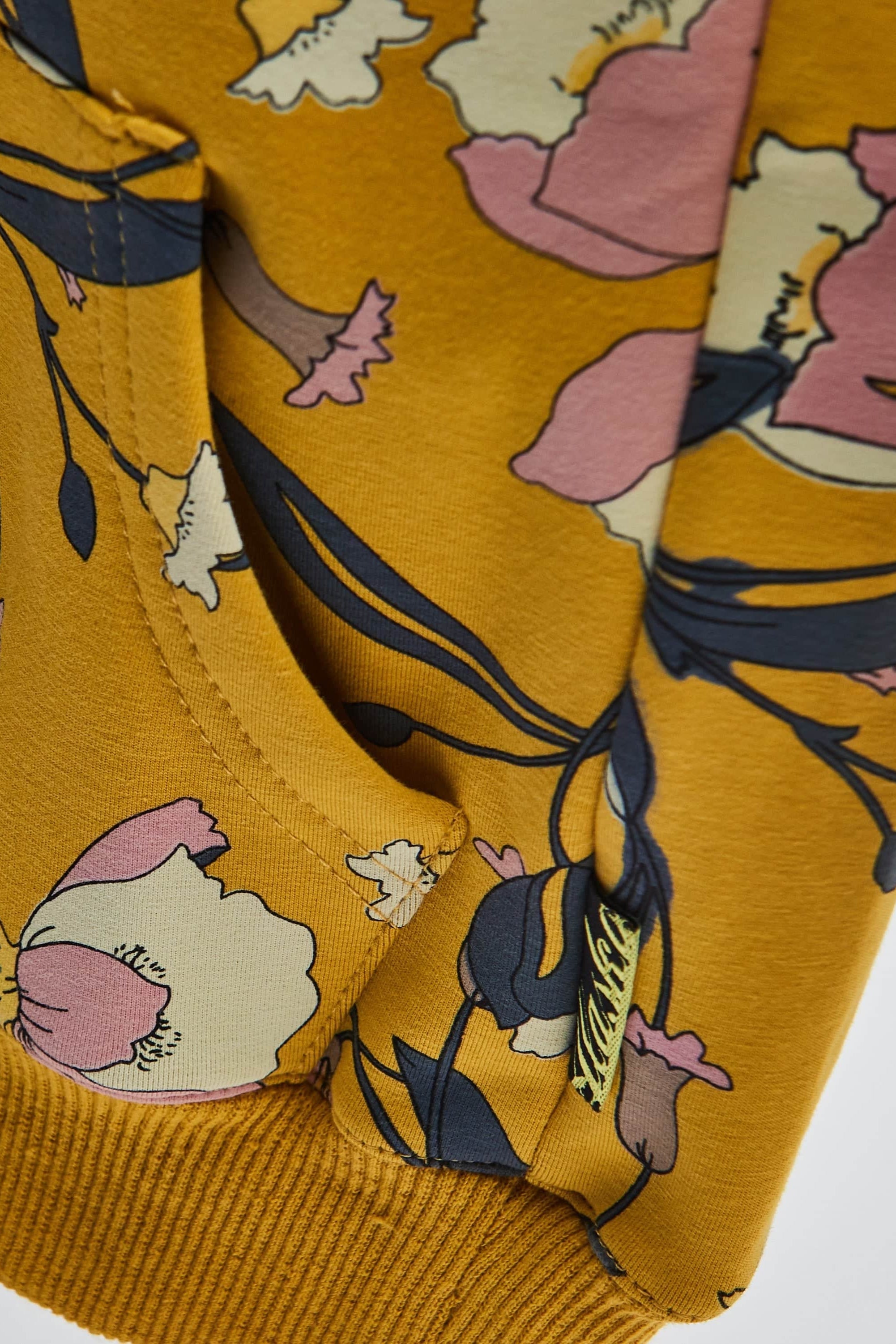 Storm Hoodie Mustard Floral 5