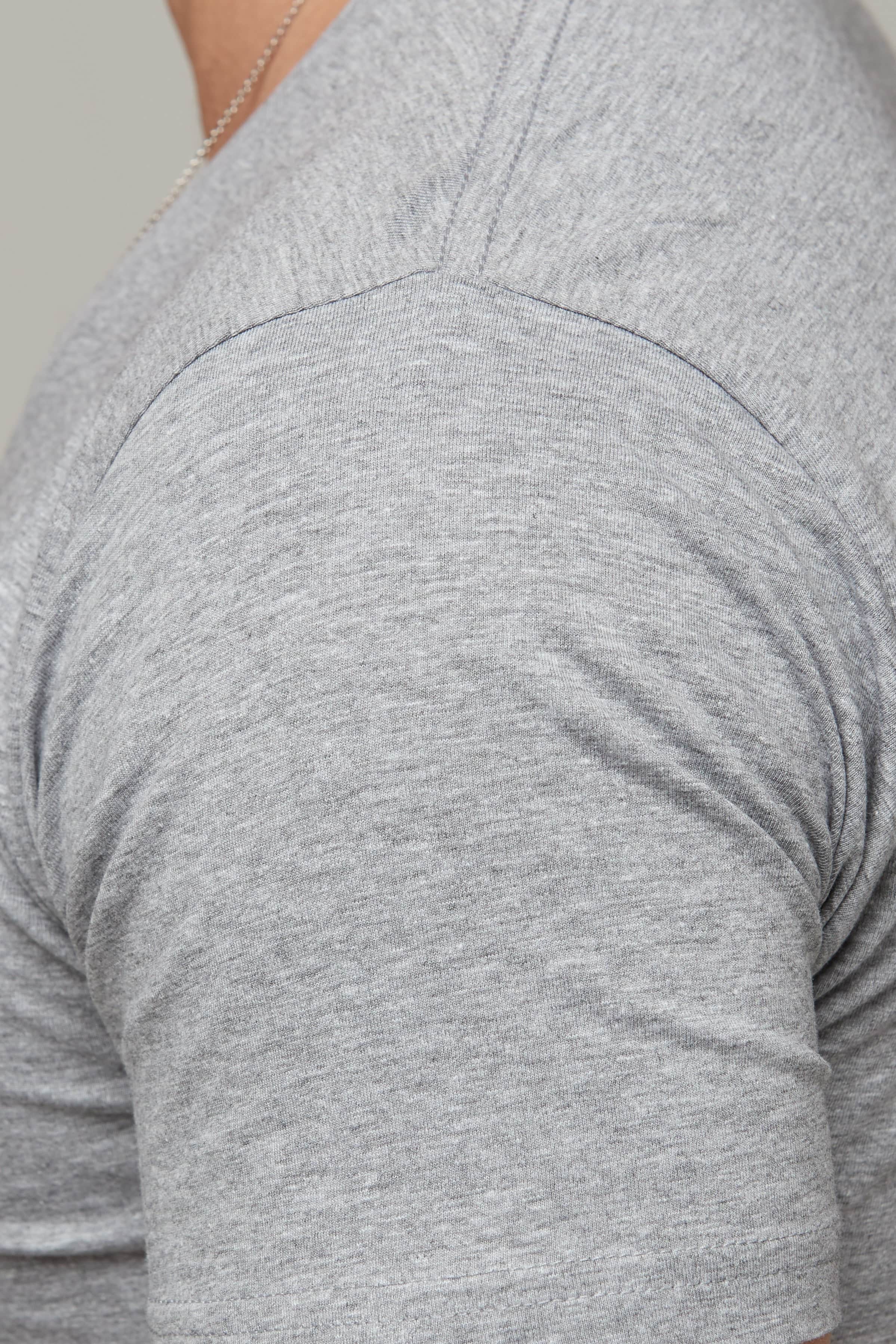 Erik V-Neck Tee Grey Marle 9