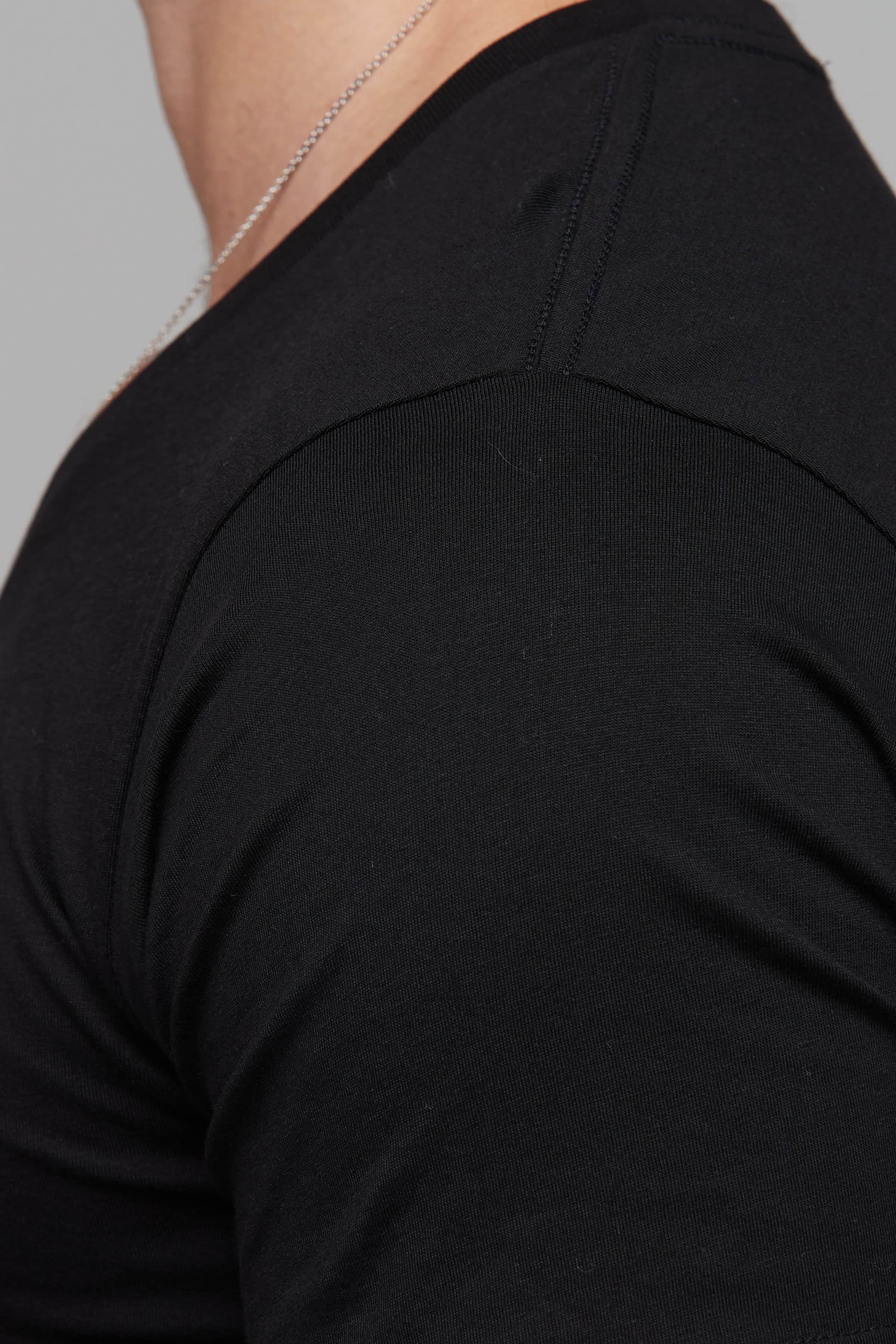 Erik V-Neck Tee Black 9