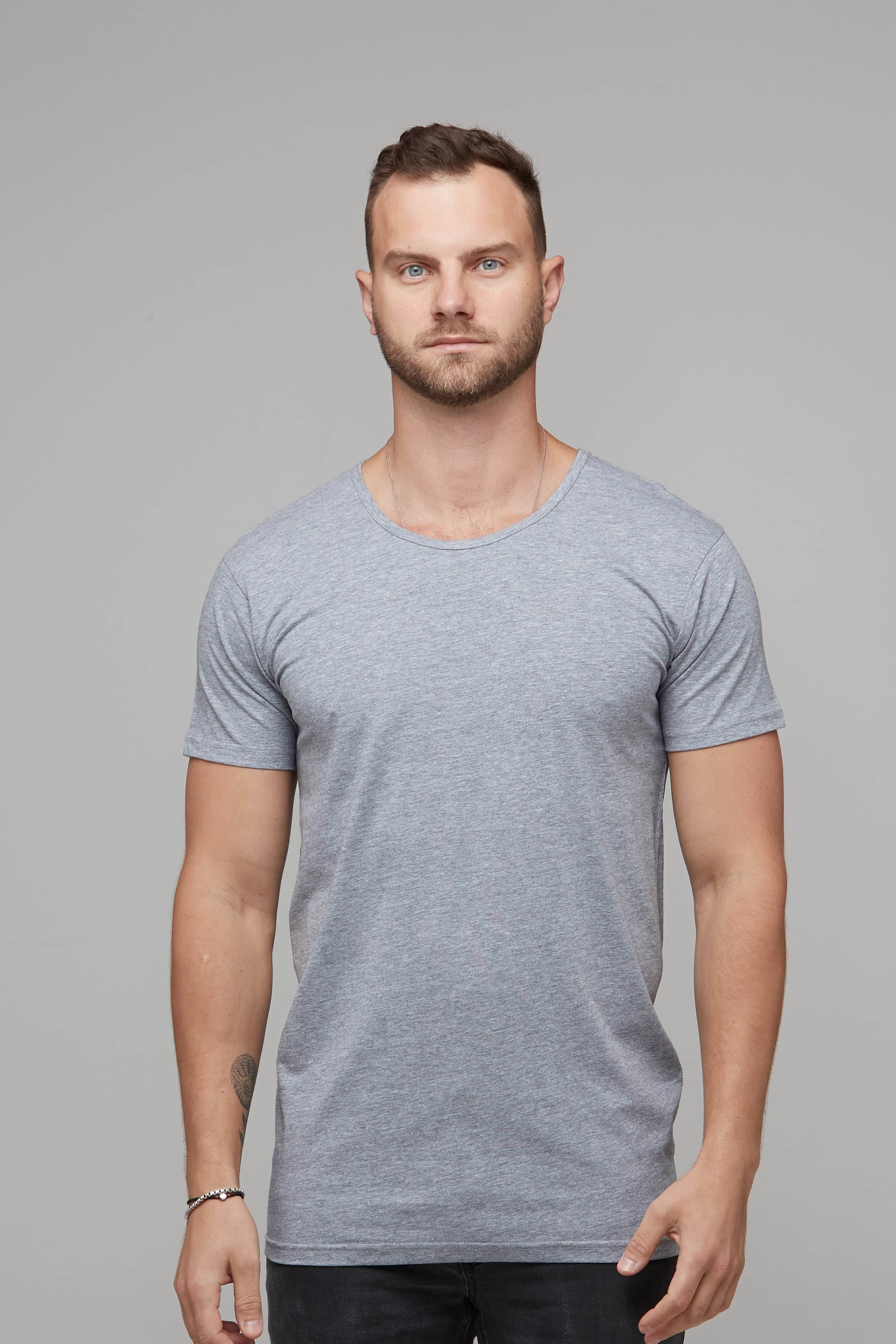 mens scoop neck basic tee grey marle