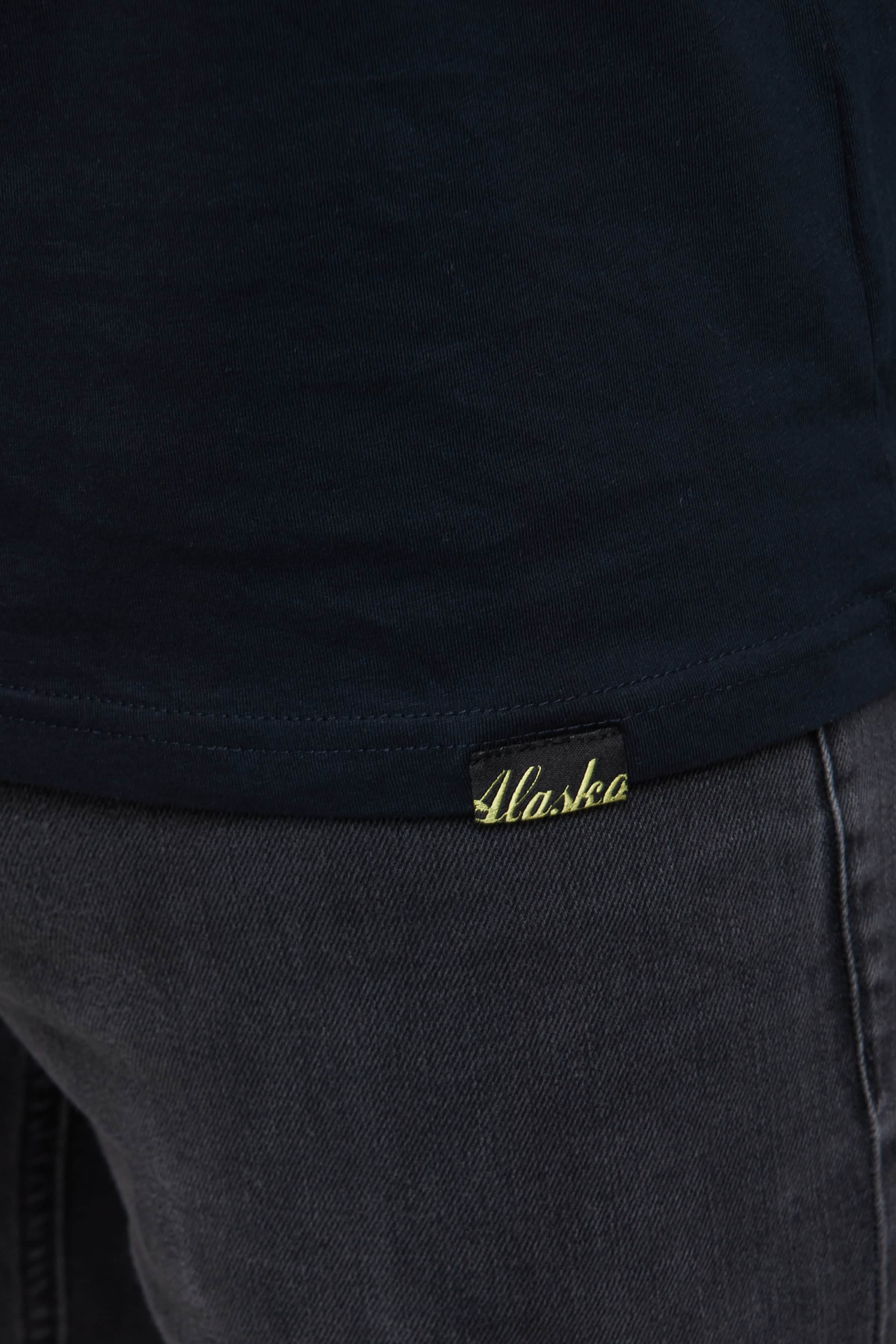 Zayn Tee Navy 8