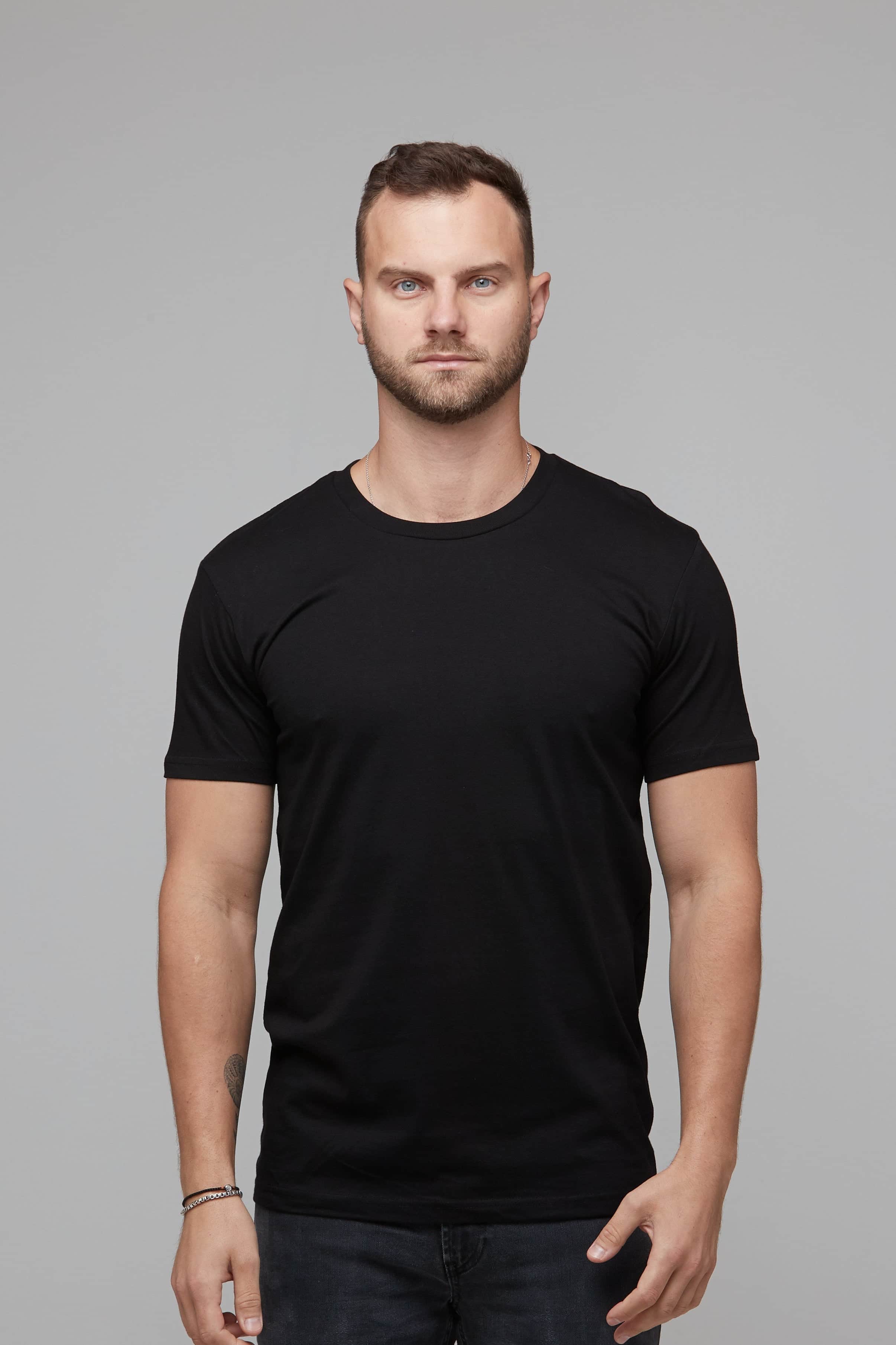 mens standard fit cotton tee black