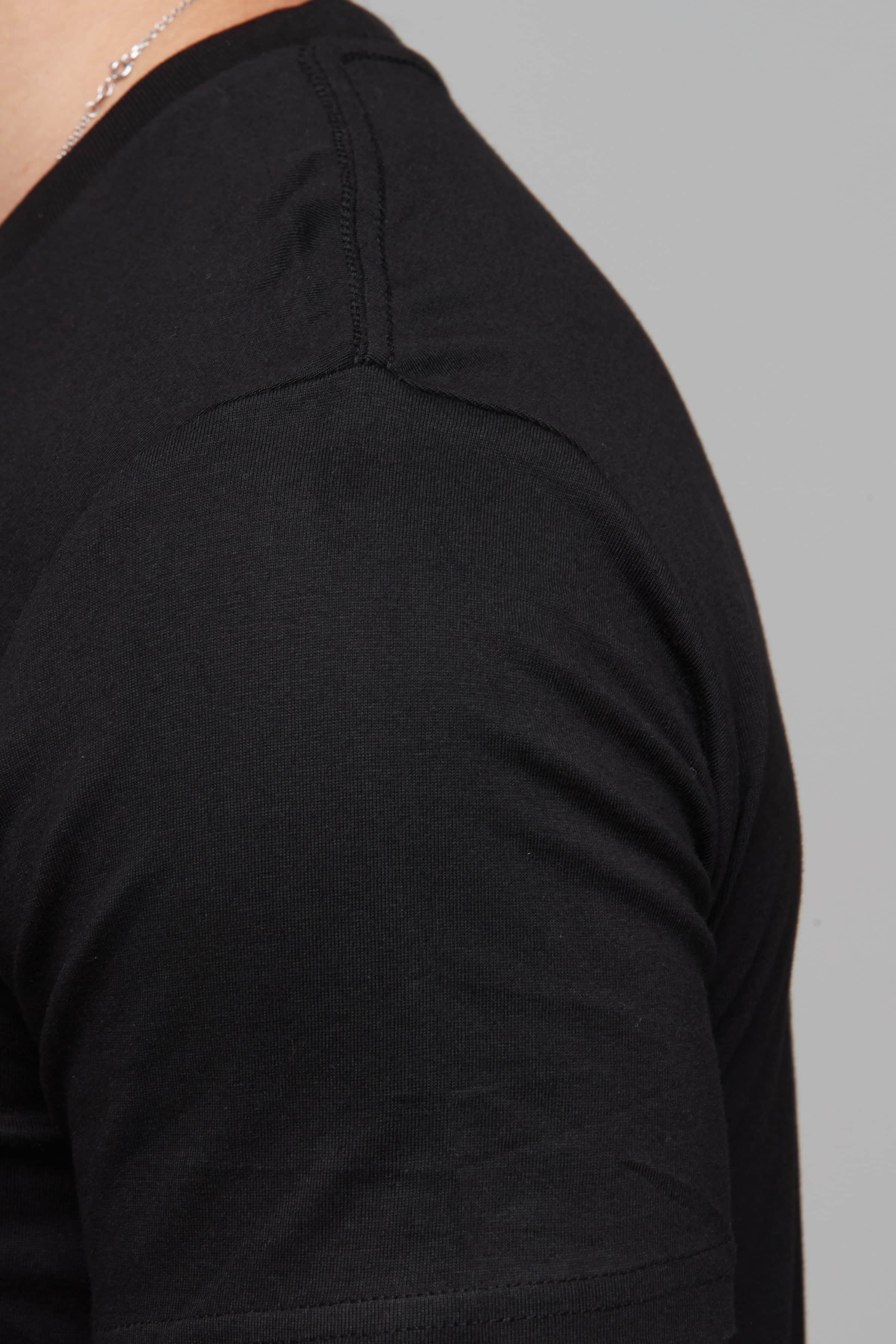 Andre Tee Black 9