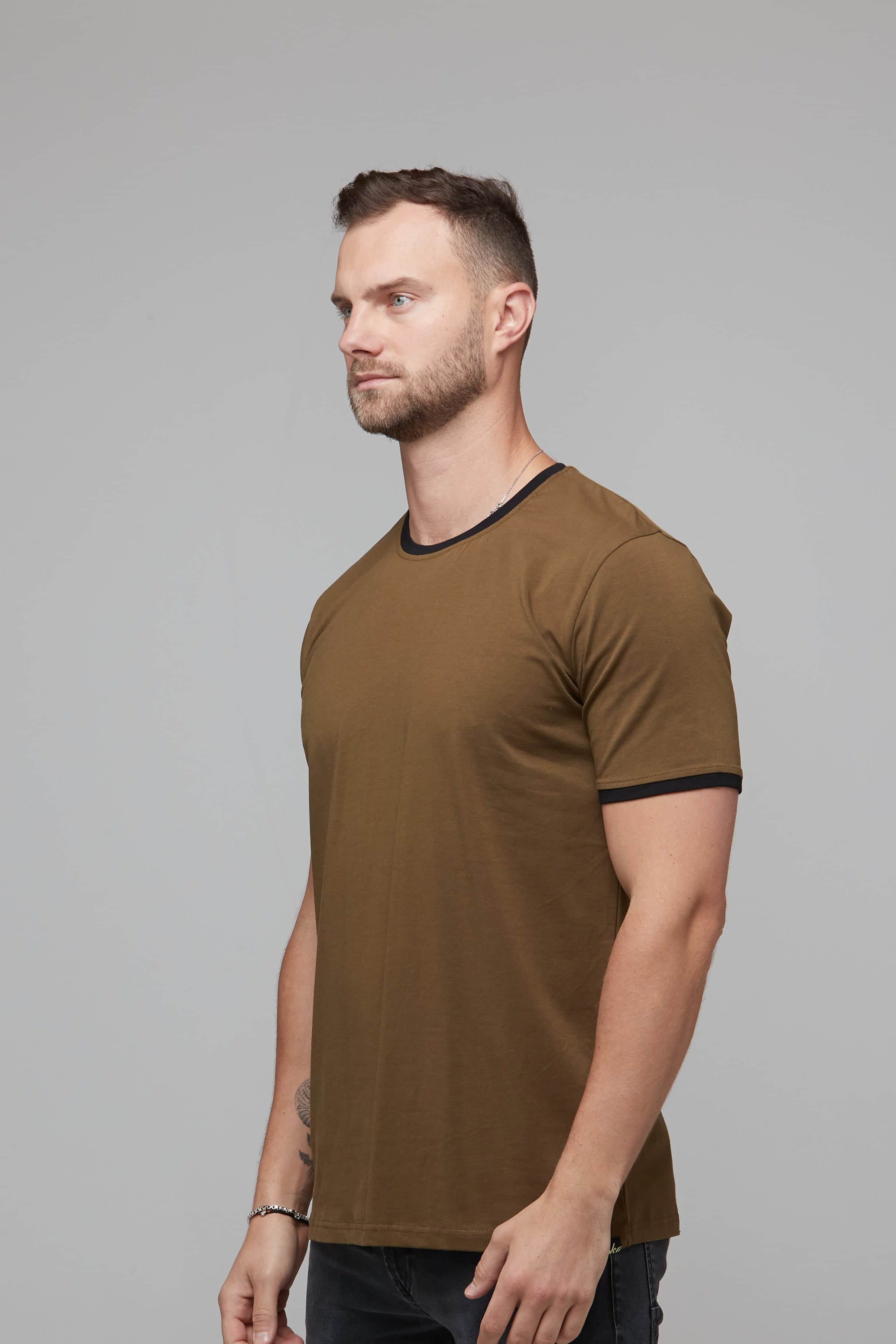 Liam Tee Khaki/Black 3