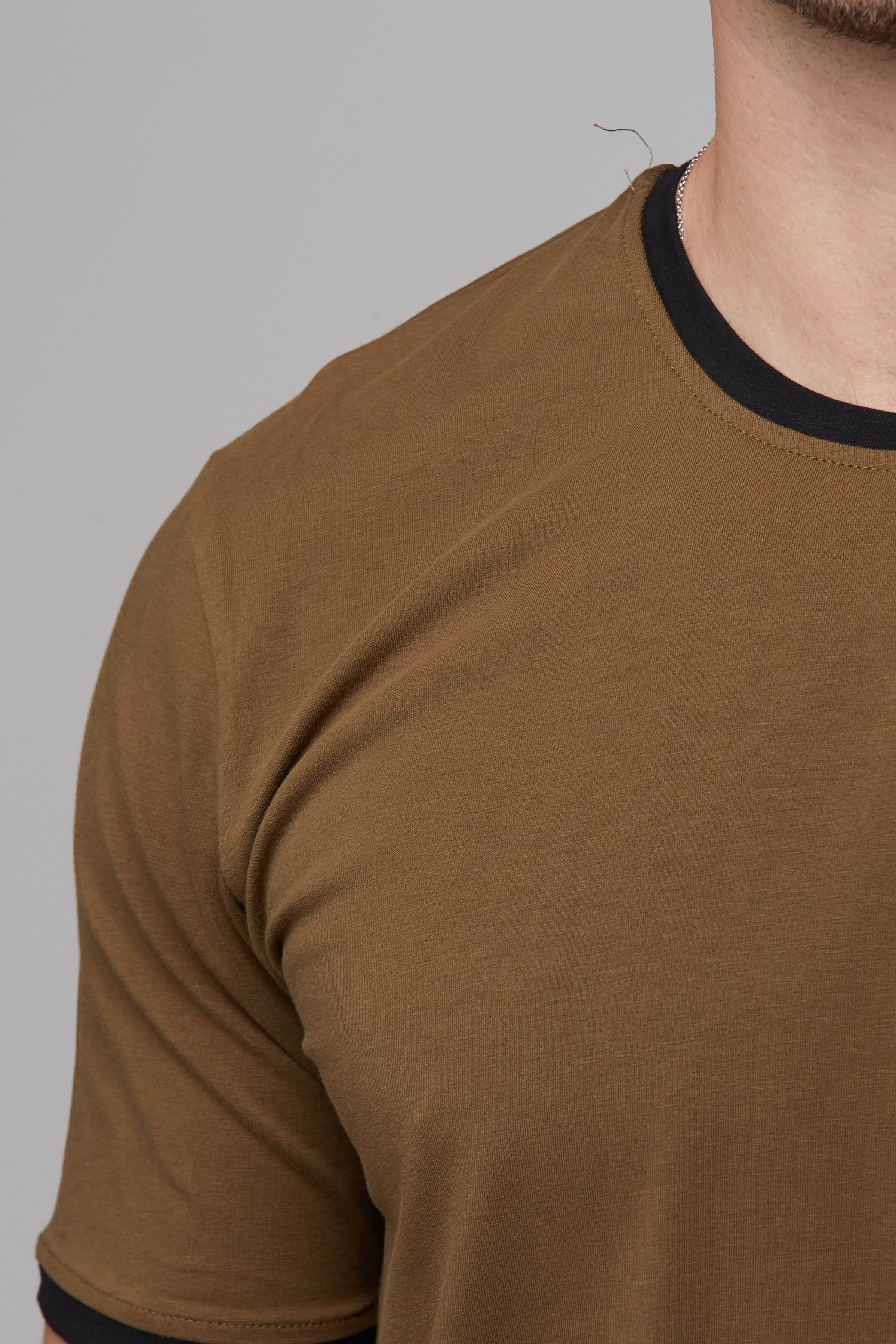 Liam Tee Khaki/Black 6