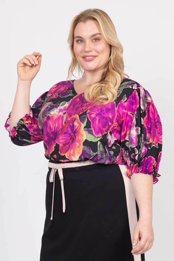Chetna V Neck Top Black Floral 5