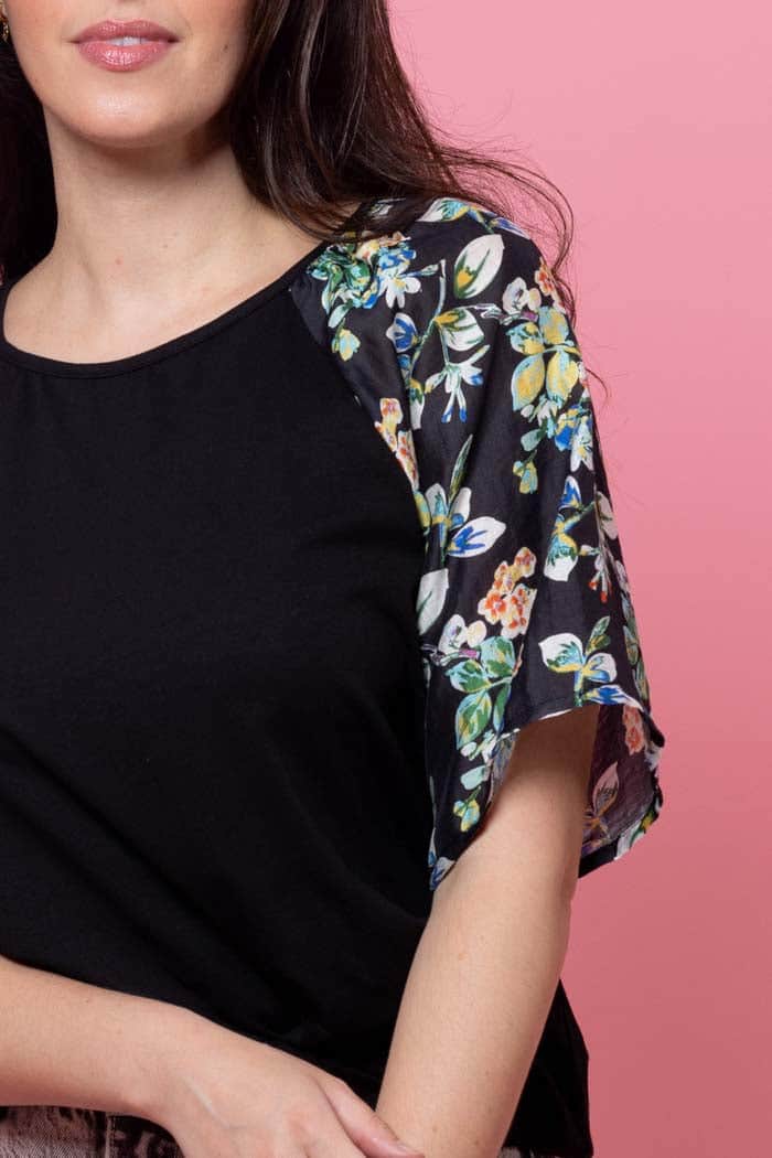Leon T-Shirt Black Floral 4