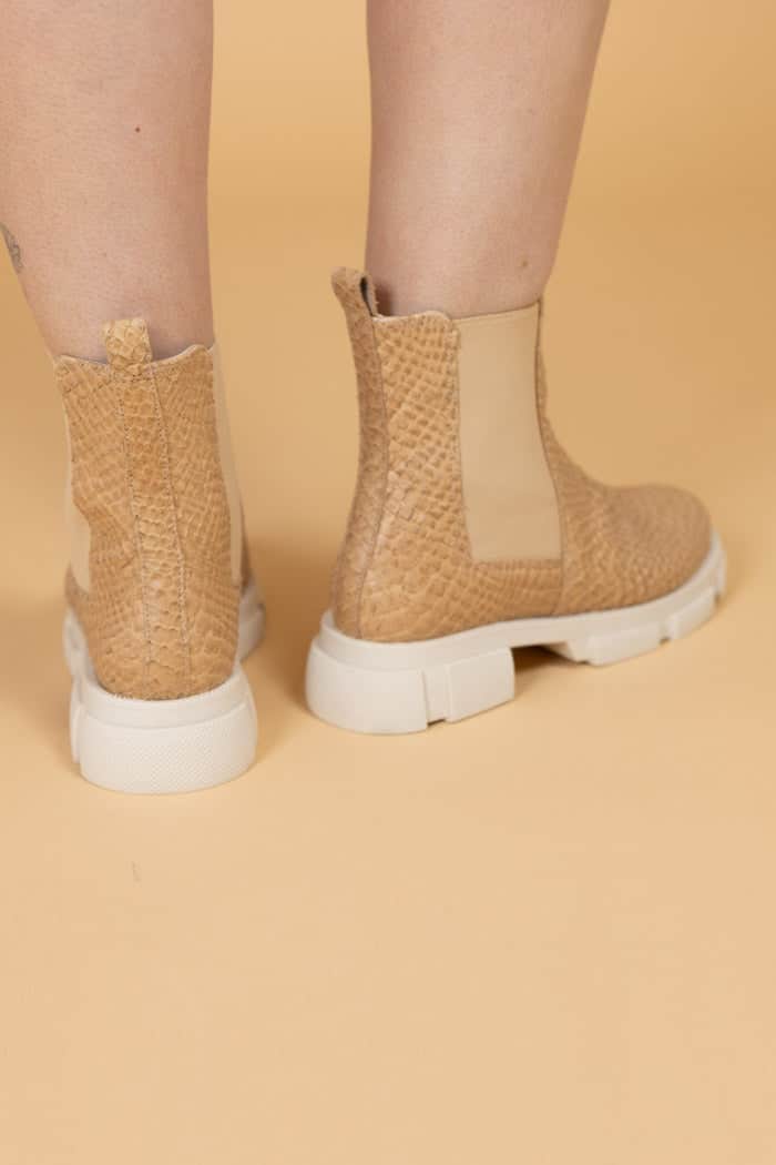 Dahlia Boots Brown Anaconda 3