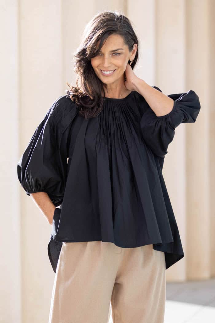 Finn Short Sleeve Blouse Black 2