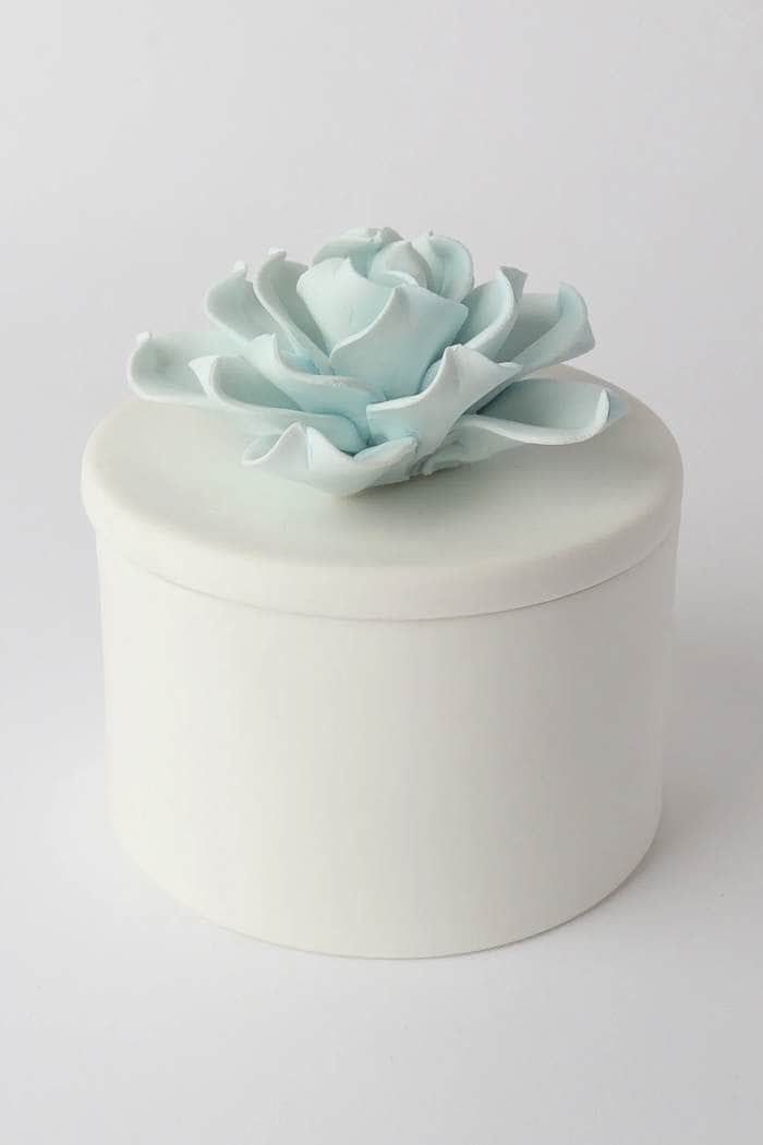 Le Forge Flower Vessel w/Lid Large Light Ice Blue