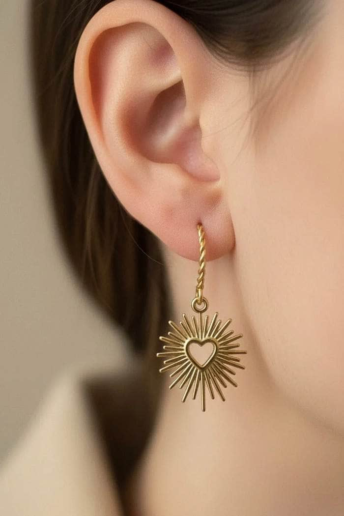 Twigg Twisted Ray Of Heart Earrings Gold