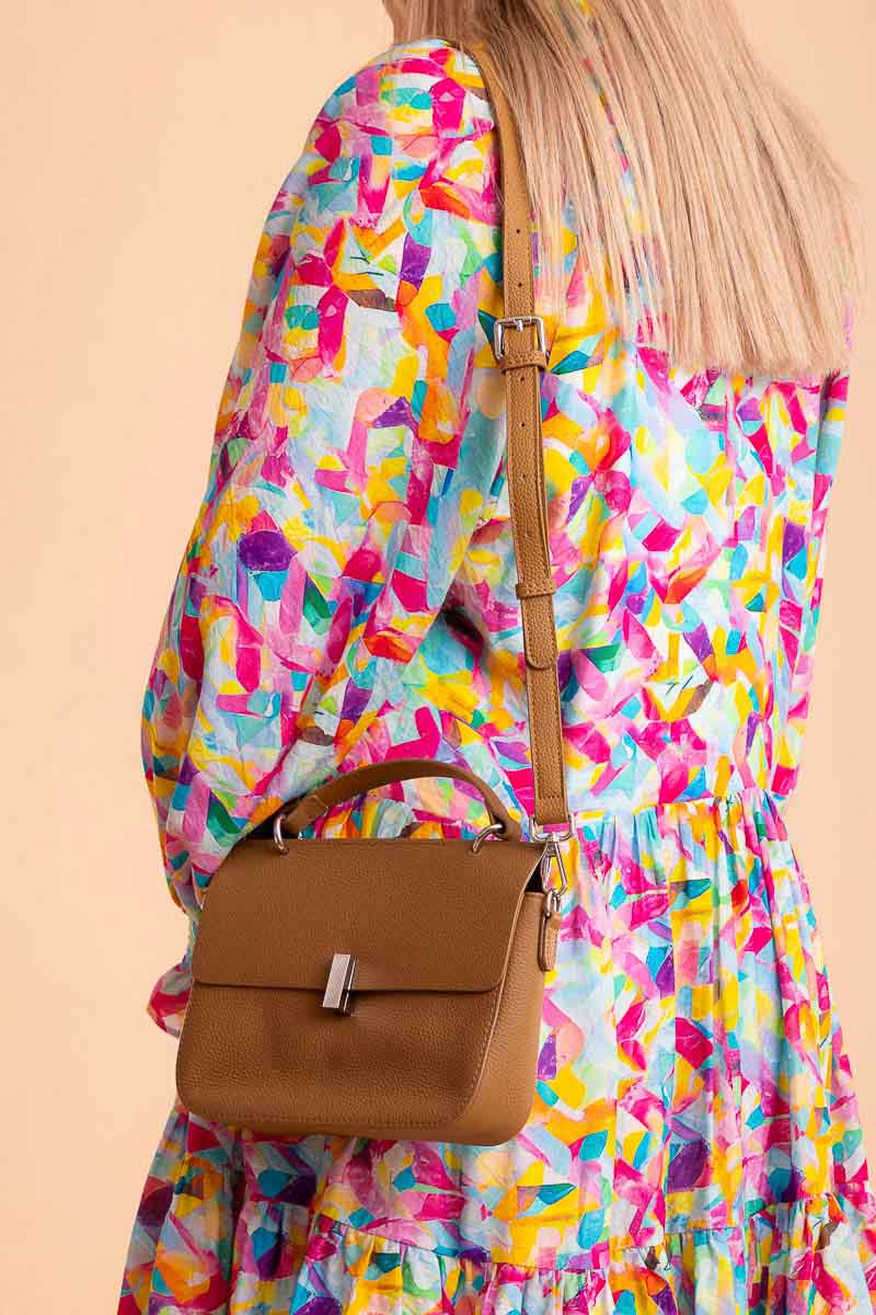 brown flap leather handbag