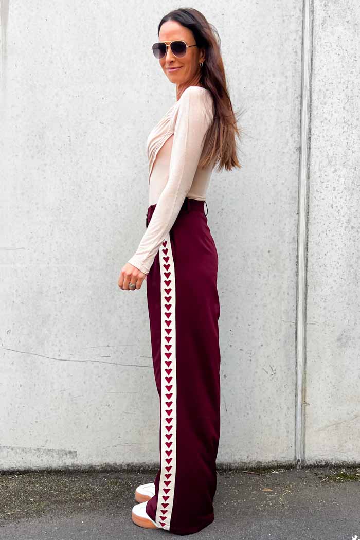 Queen Of Hearts Pants Burgundy 5