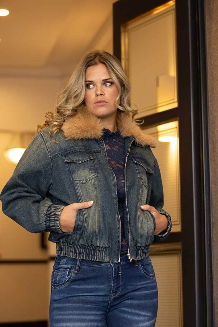 Kim Denim Jacket Fur Collar 2