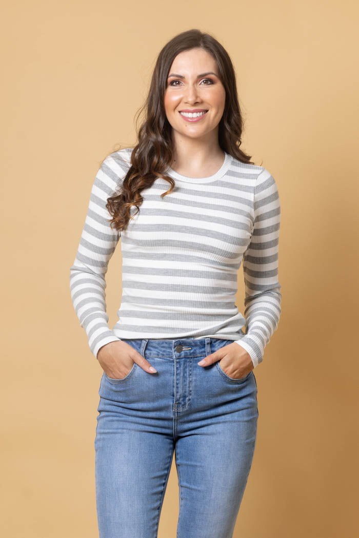 grey striped top sleeves