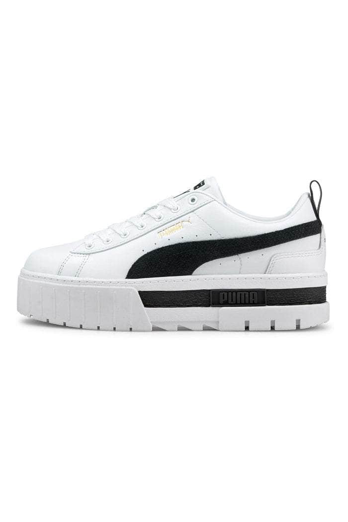 puma white sneakers