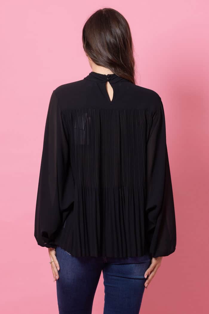 Lulu Pleated Blouse Black 4