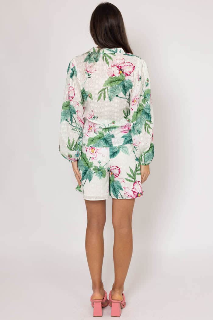 Beau Short White Floral 3