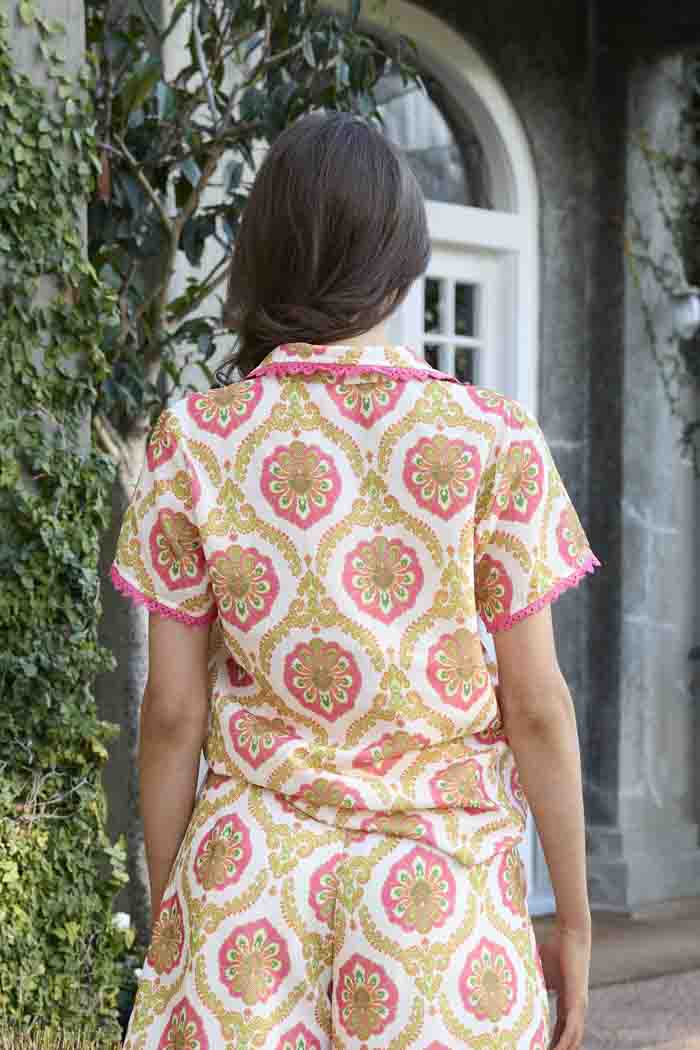 Saskia Shirt Paisley Fluro Pink 3