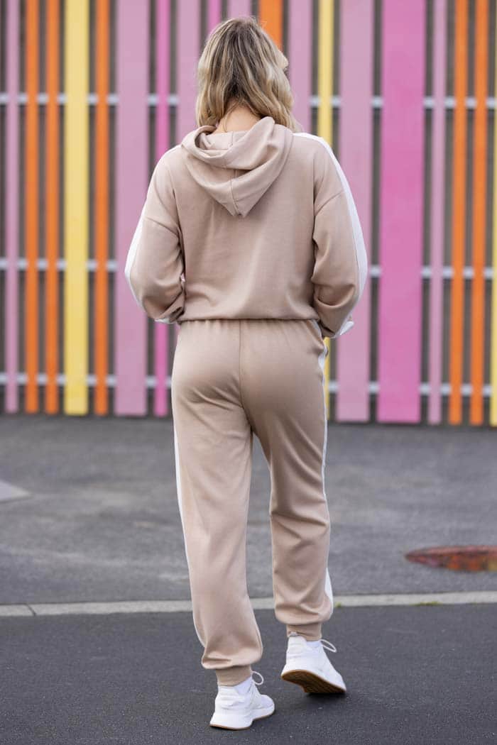 Chill Trackpants Beige 3