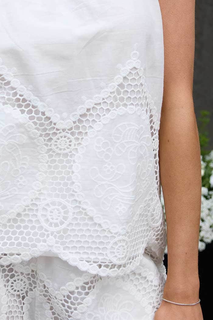 Waiheke Singlet White 4