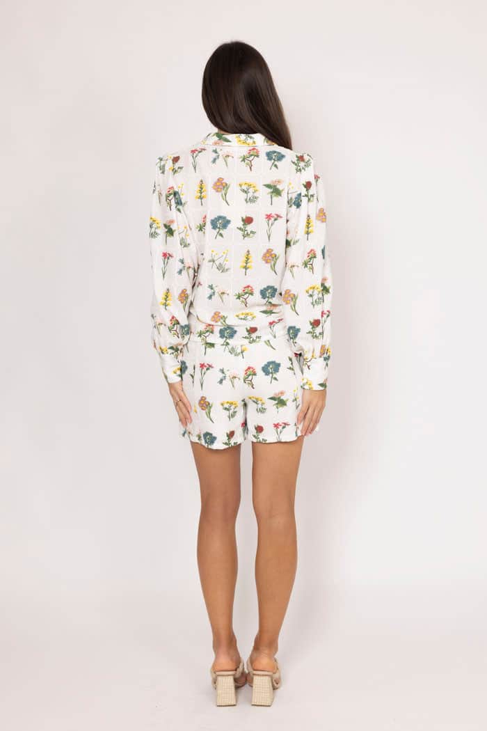 Botanical Short White 5