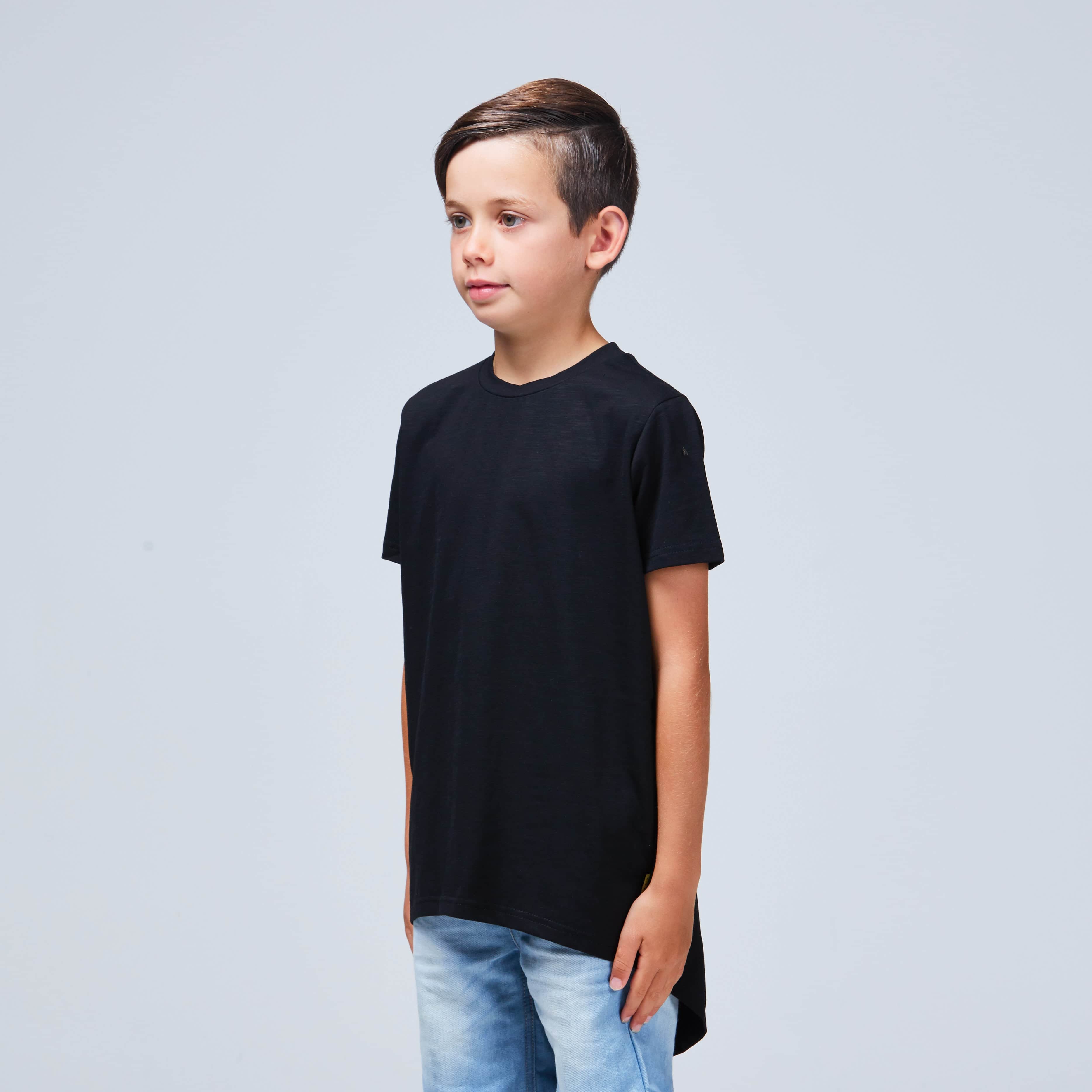 Lakyn Tee Black 8