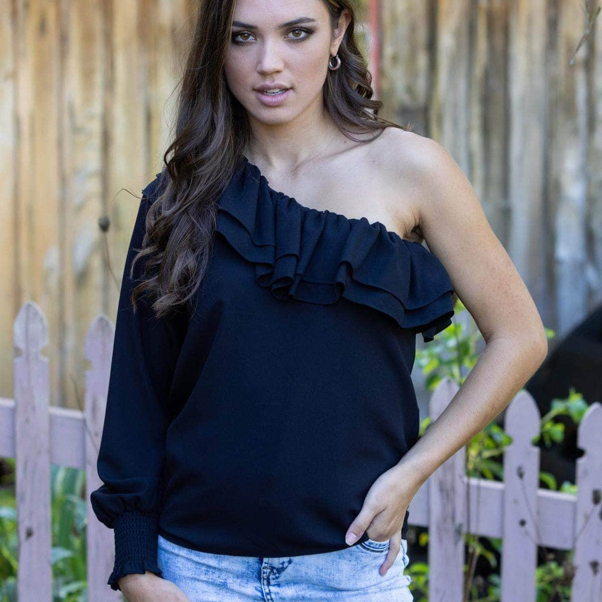 Harlow One Shoulder Top Black – Augustine