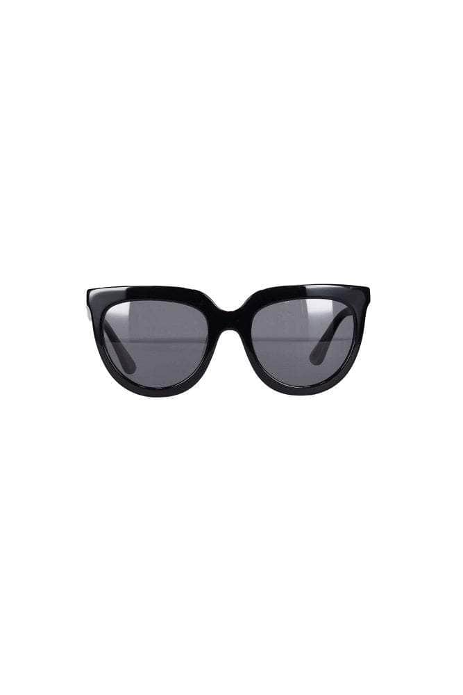 overized cat eye sunglasses in black