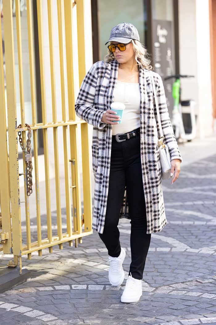 longline cardigan in a black and beige check