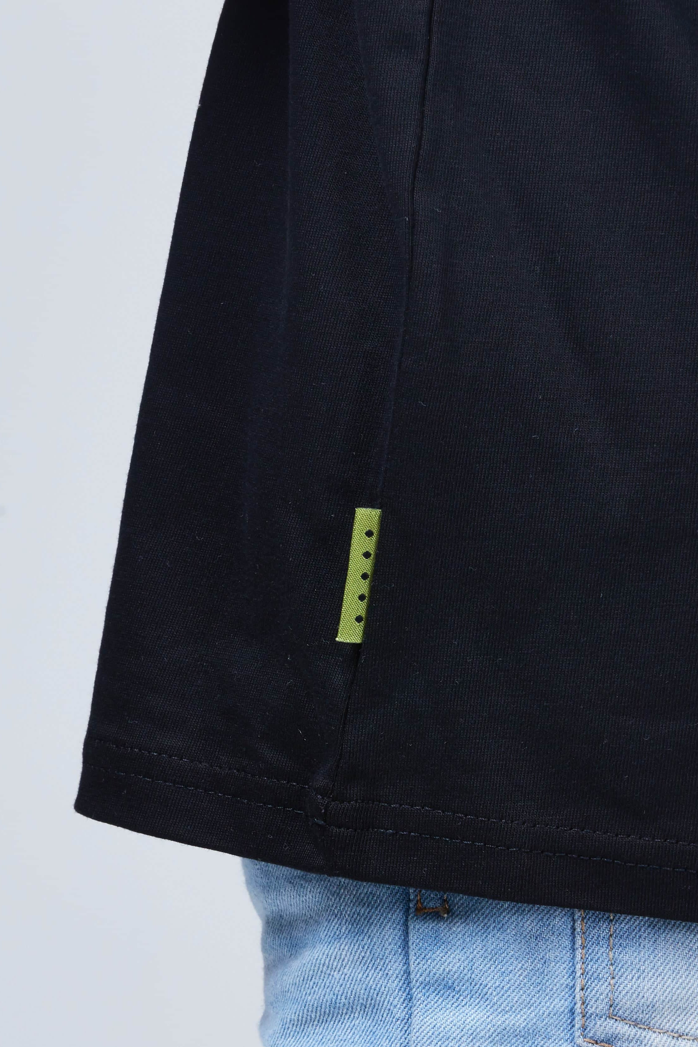Maddox Singlet Black 5