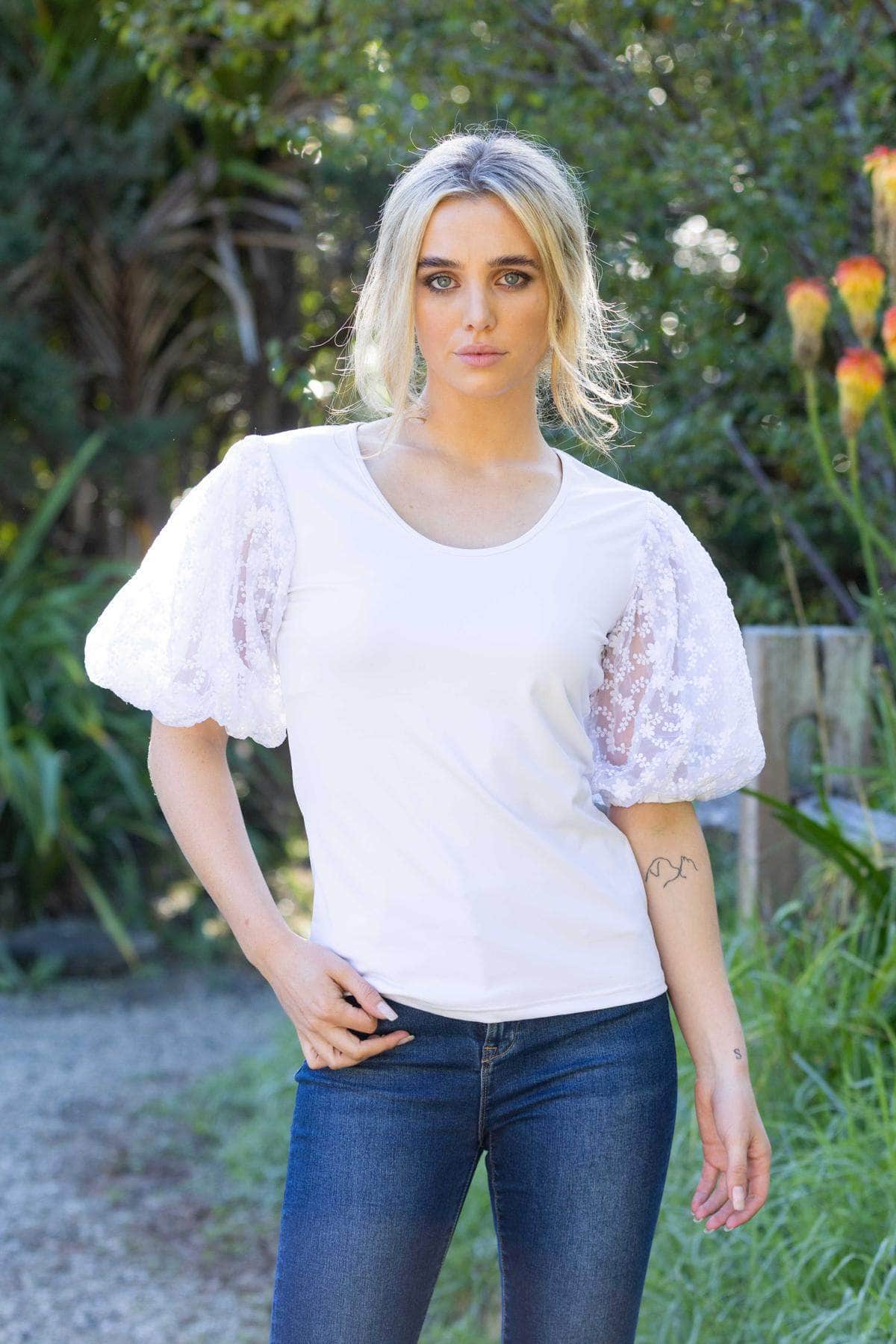 Daisy Puff Top White – Augustine