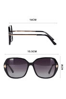 round sunglasses in black