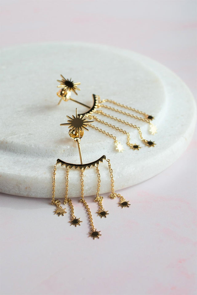 Star studs with dangly star chains gold