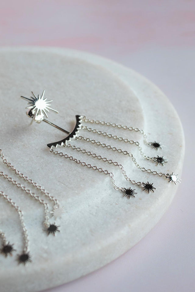 Star studs with dangly star chains silver